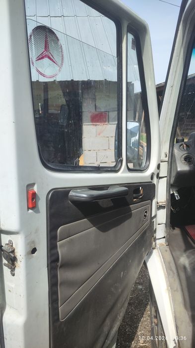 Mercedes 207d, сапог, на ходу