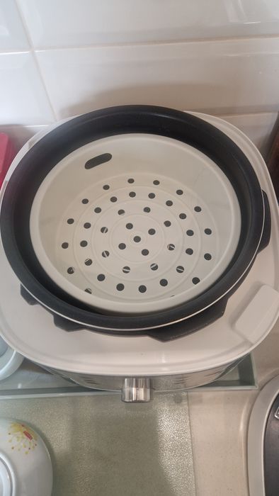 Скороварка/мультиварка REDMOND RMC-P350