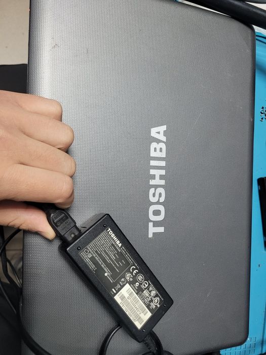 Ноутбук Тошиба ,Toshiba