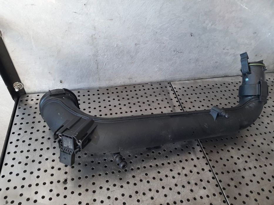 tubuatura intercooler cu senzor 1.4tsi cpw audi a3 8v vw golf 7 04e145673m