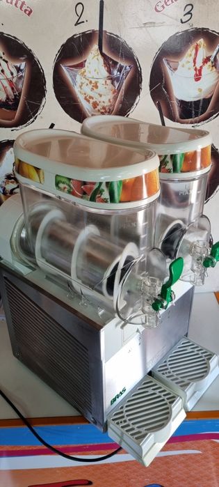 Aparat pentru suc de granita (suc cu fulgi de ghiață)