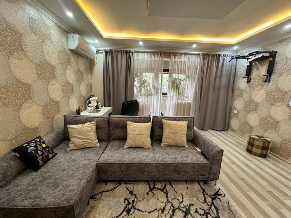 Продается 1/2/9 Кадышева