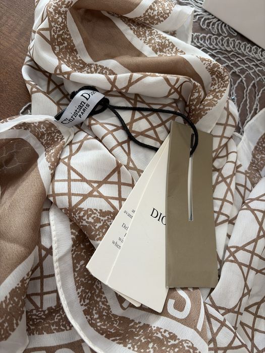 Esarfa din matase, Dior