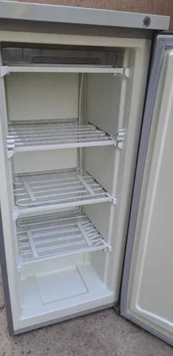 Срочно продаю Морозильник Goodwelll