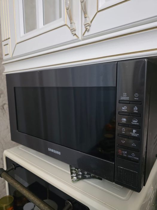Продам микроволновую печь