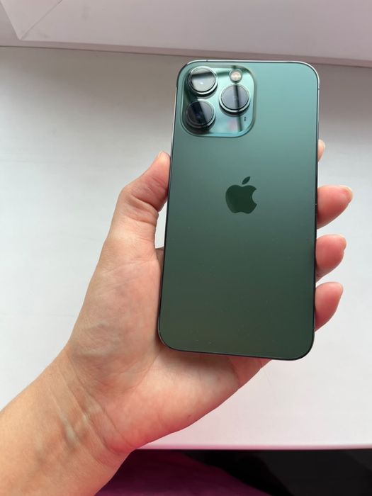 Продам Iphone 13 pro
