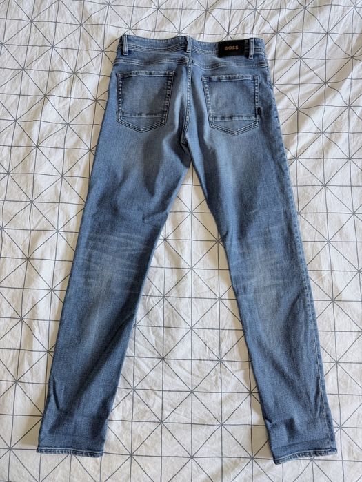 Hugo Boss Taber Tapered Fit дънки — размер 33/34