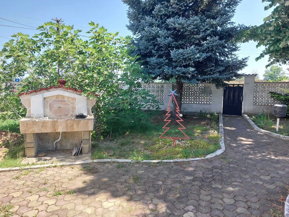 Продава се Къща в Долни чифлик - 200 кв.м за 800 €/кв.м - Снимка #13