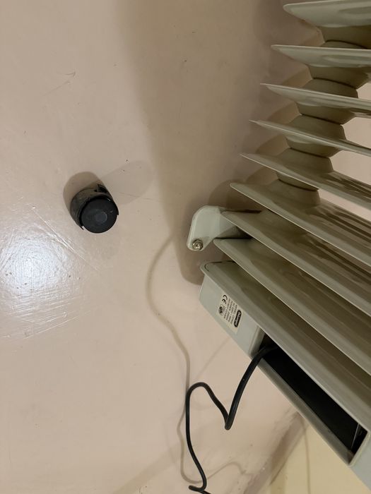 Масленный радиатор DeLongni