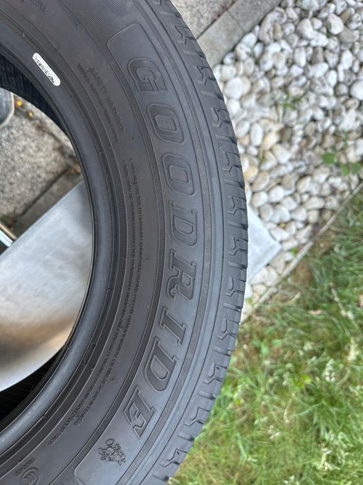 2бр.гуми за бус 215/65/15 С - DOT 2024г.