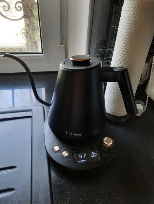 Электрочайник TriTower