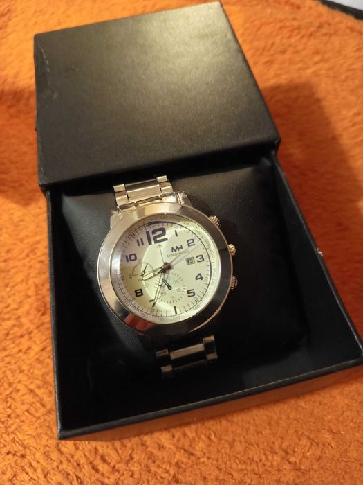 Мъжки часовник луксозен