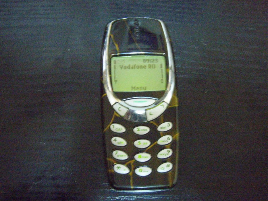 Nokia 3310, liber de retea + incarcator