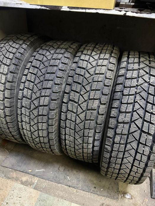 Продам шины липучка