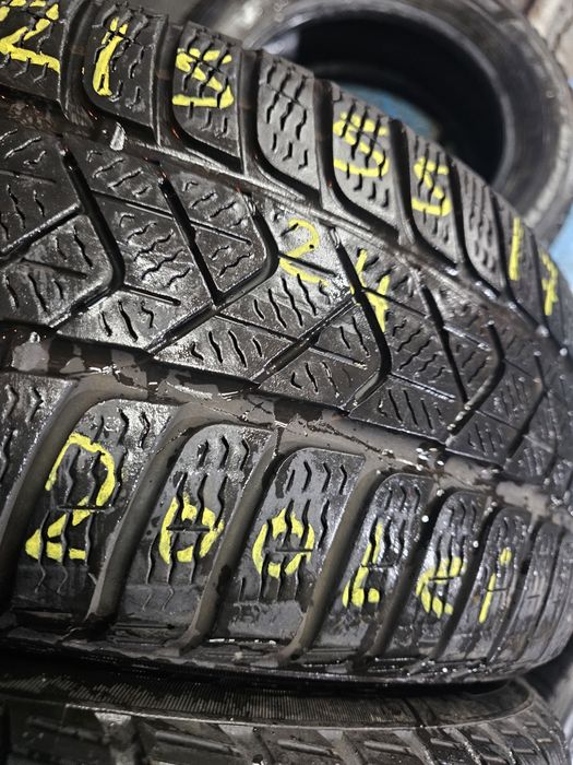 215 55 17 m+s pirelli