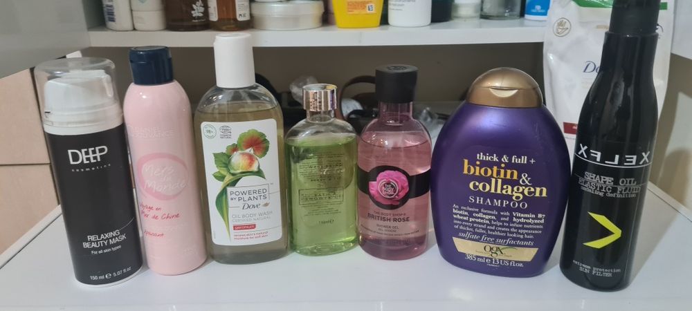 Лосиони, душ гелове,шамоани и пяни за коса