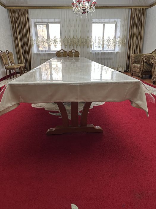 Продам стол Малайзия