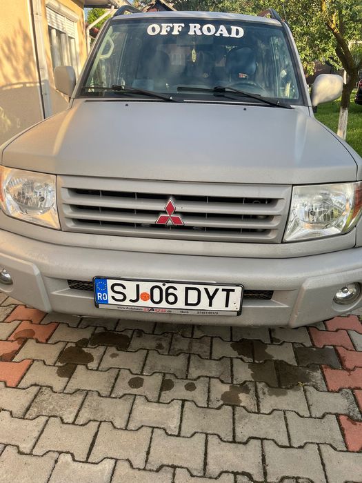 Mitubishi pajero pinin