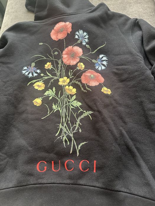 Свитеры от  Gucci  100% оригиналы