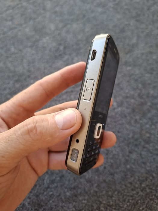 Nokia N78 sotladi rodnoy