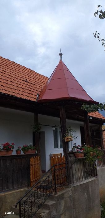 Casa de vanzare In Capusul Mic