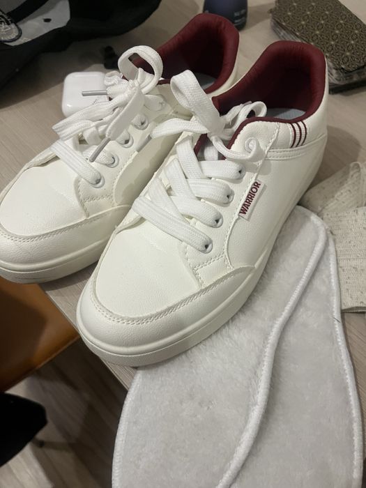 Кроссовки warrior новые