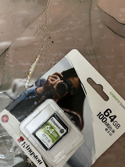 Карта памяти SD Kingston 64 gb