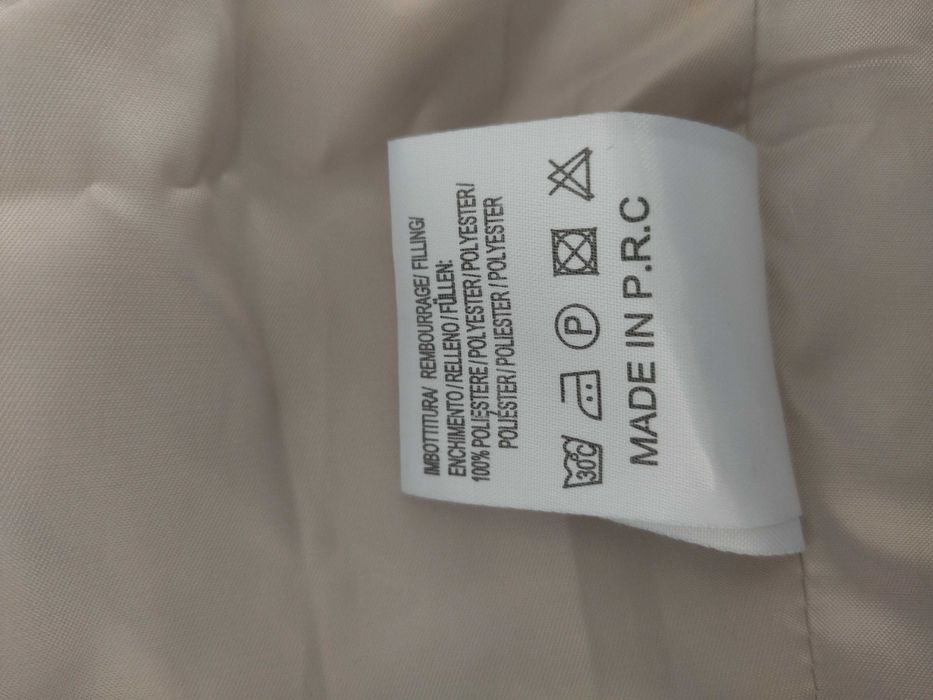 Дълго дебело зимно яке с качулка и свалящ се екологичен косъм