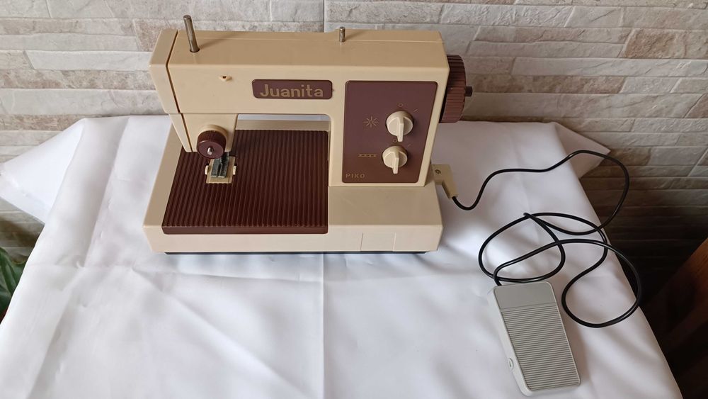 Детска шевна машина - PIKO - Made in GDR