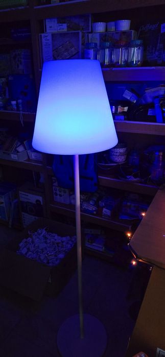 Lampa solara cu telecomanda