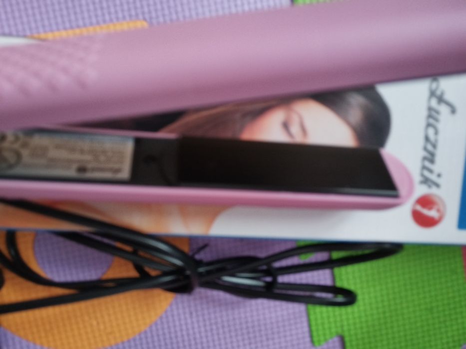 Placă de îndreptat părul