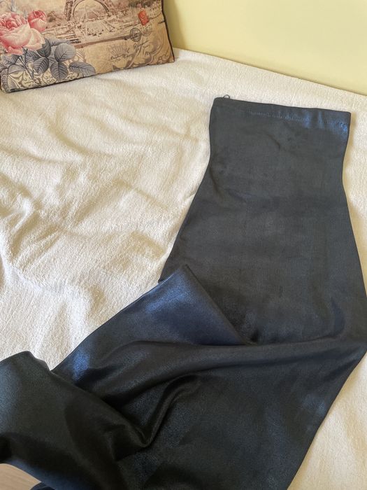 Синя дълга рокля