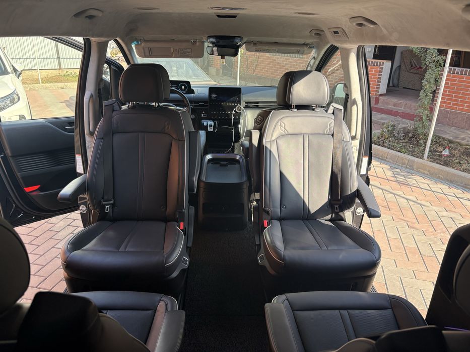 Минивен Hyundai Staria Трансфер