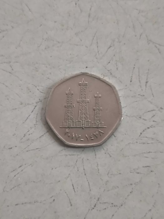 Продам монету ОАЭ