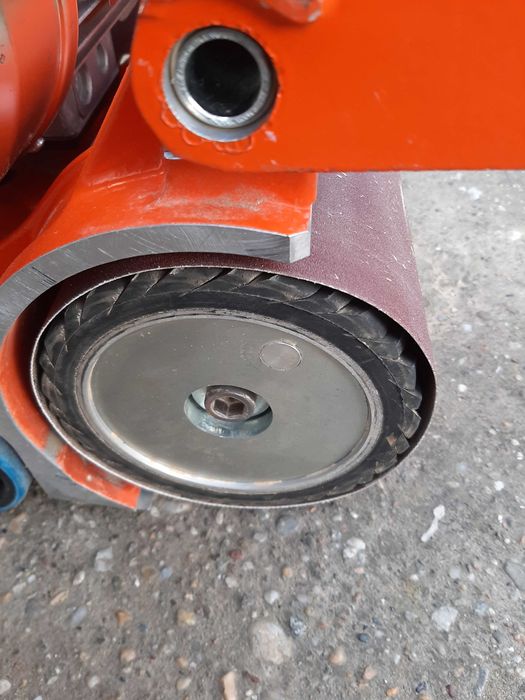 Машина за циклене на паркет