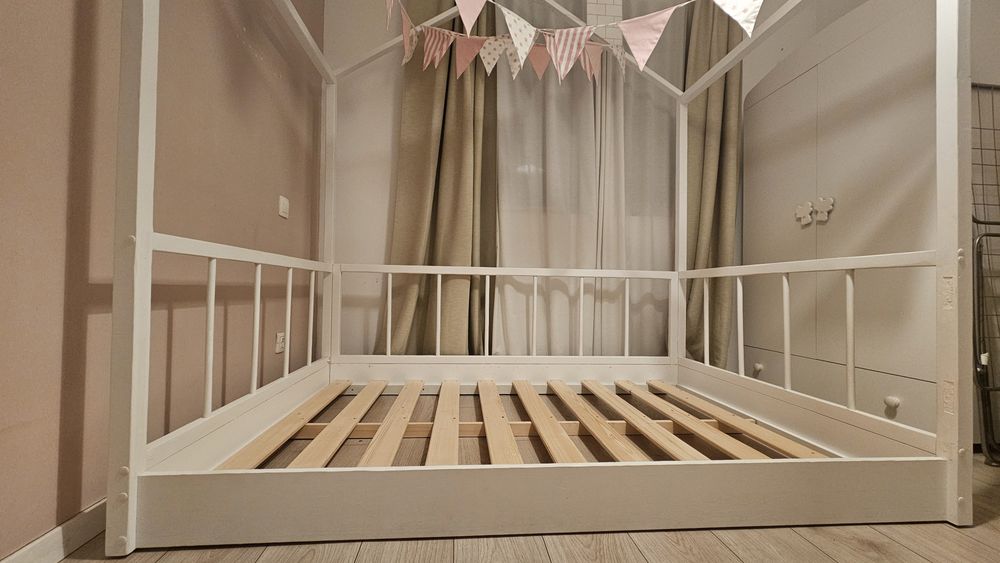 Pat tip Montessori + saltea – stare excelentă