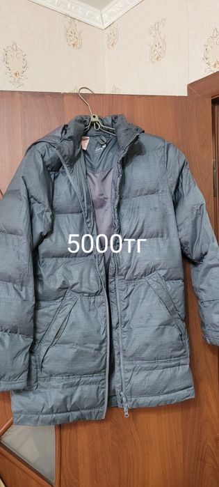 Продам ветровки куртки по 2000тг