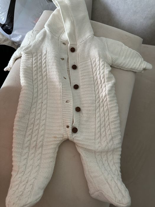 Отдам даром детские вещи