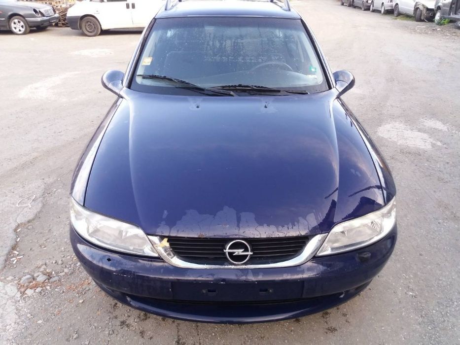 Opel Vectra ecotec 136к.с 2l 16V 2000куб.