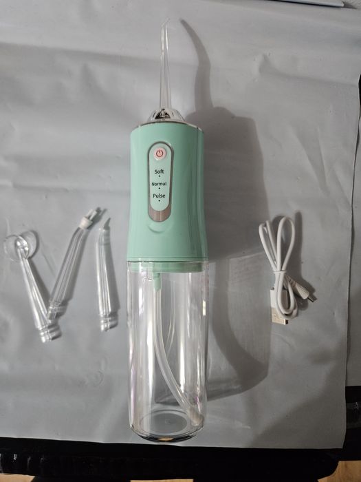 Irigator  bucal interdentar