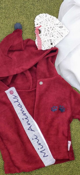 Set HIPPIL BABY compus din pantaloni, hanorac cu gluga, bluza