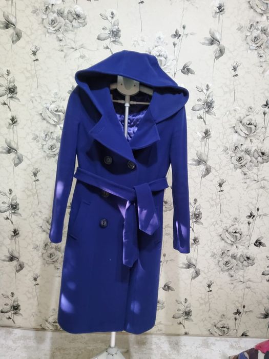 Женские пальто размер 46-48размер 7000т