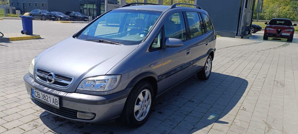 Opel Zafira A - 2004 г.
