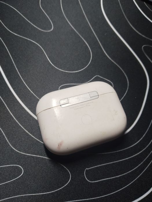 Продам наушники от apple