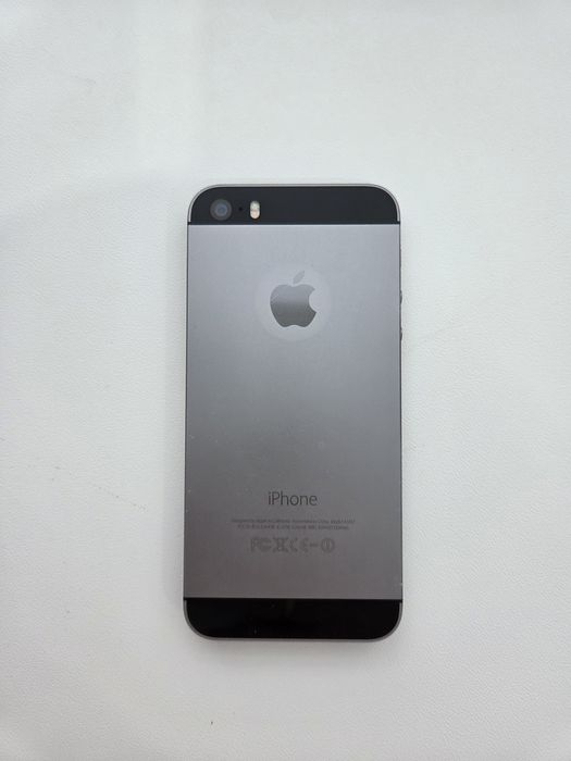 iPhone 5S 16gb Space Gray