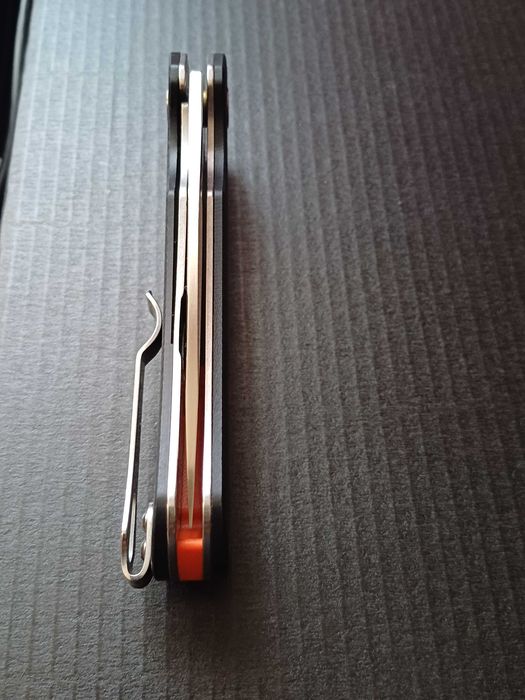 Нови ножове със стомана D2 - два модела