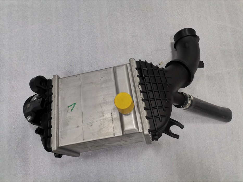 Нов 7852406 Интеркулер BMW F90 M5 F91 F92 F93 M8 F95 X5M F96 1-4 CYL