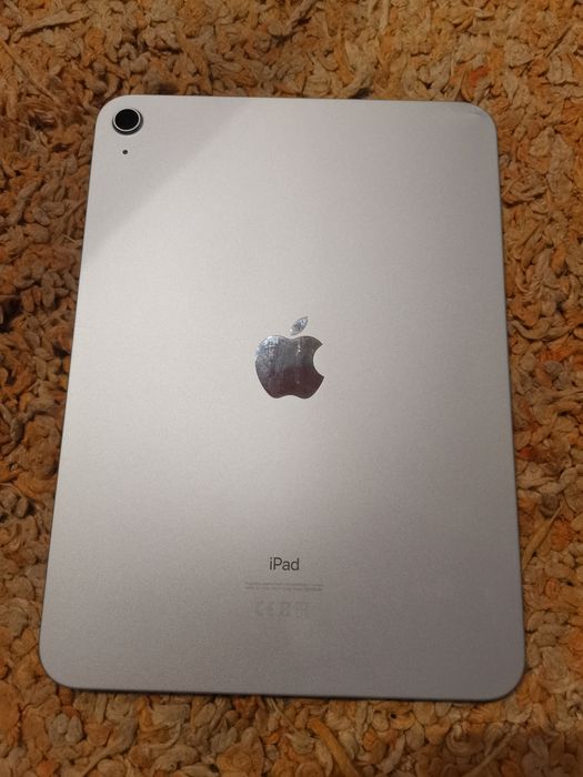 Vând IPad 10 2022 64 gb touch I'd nefuncțional