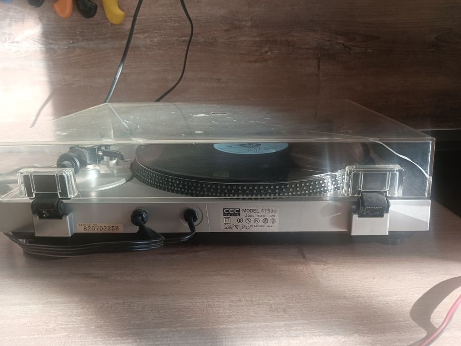 Грамофон c.e.c.st 530