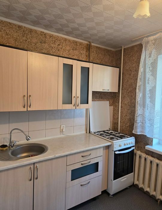 Продам  1 ком ленинградку центр